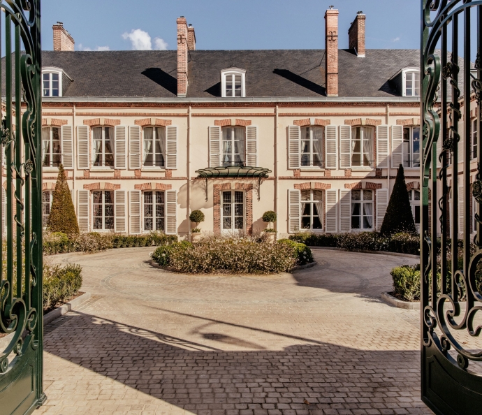 Maison Perrier-Jouët and Art Nouveau